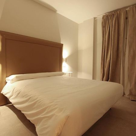 A Un Paso De La Catedral Apartment Toledo Ngoại thất bức ảnh